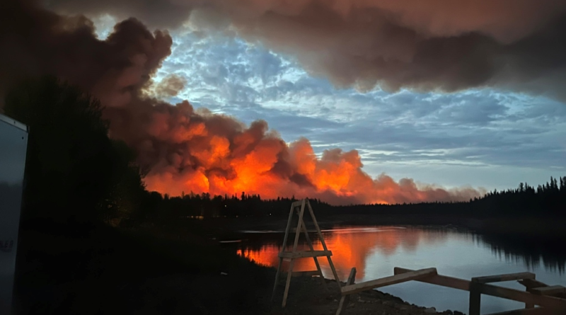 Some residents in select areas of the Northwest Territories are reporting the gradual restoration of phone and internet services following a day-long outage.