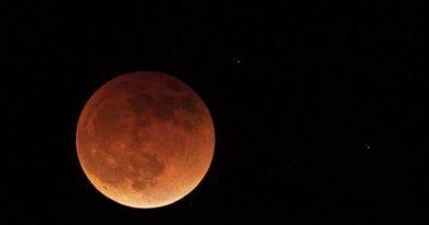 Ontario Sky to Showcase Stunning Blood Moon During Total Lunar Eclipse This Week