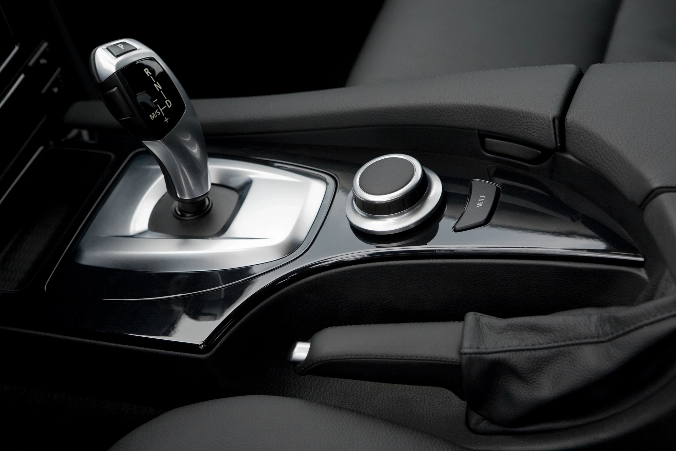 Fire Hazard Prompts Recall of Hundreds of Vehicles Across Canada