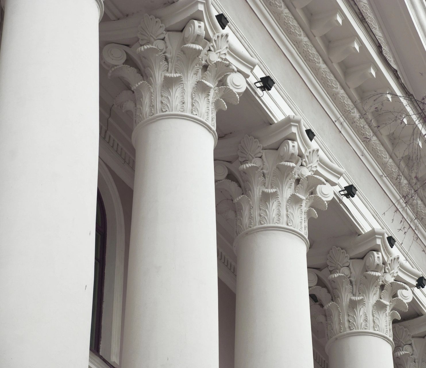 Canadian troops withdraw from Iraq alongside NATO allies as Iran conflict escalates