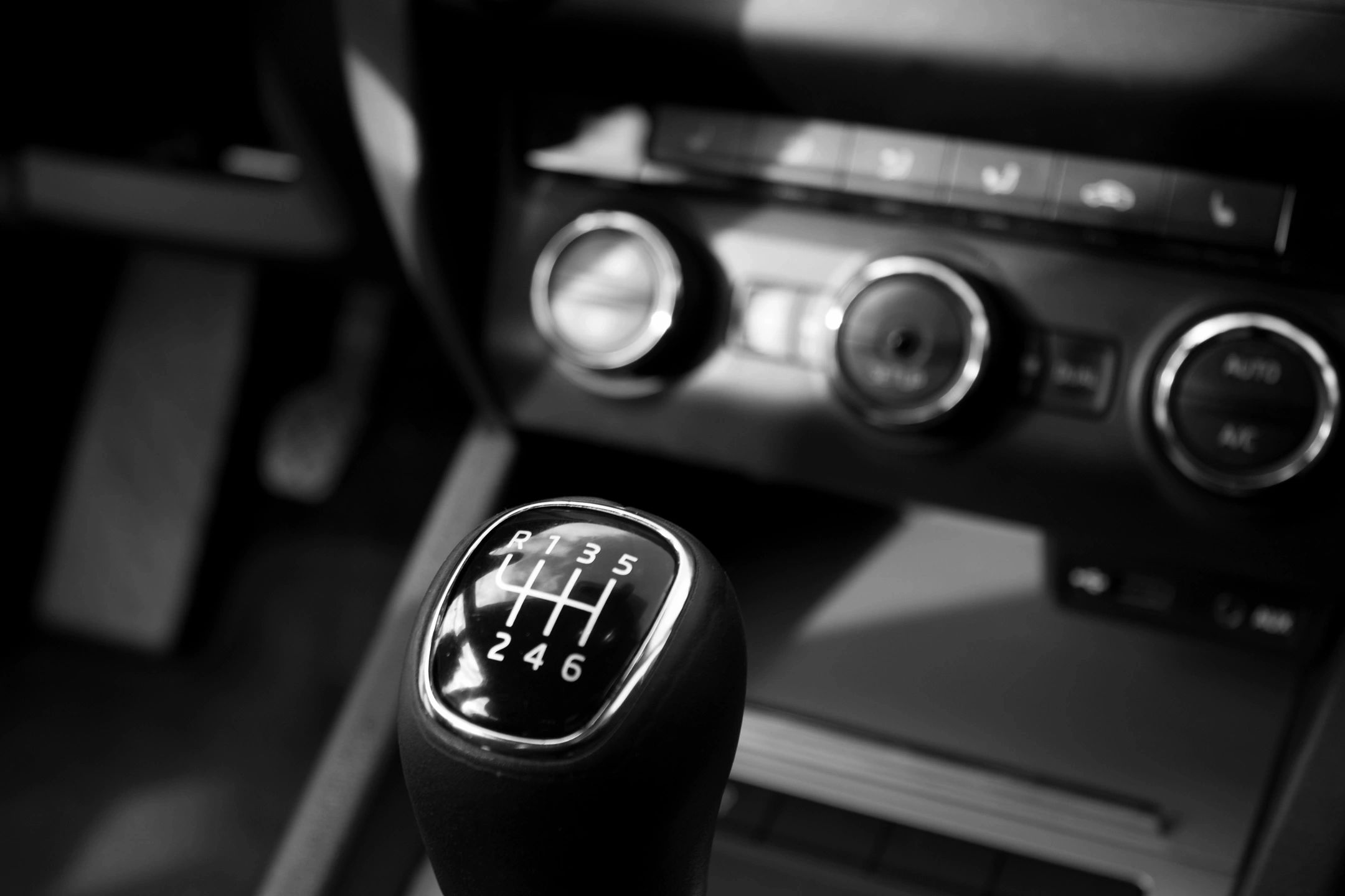 Recall issued for more than 20,000 vehicles in Canada over rollaway risk