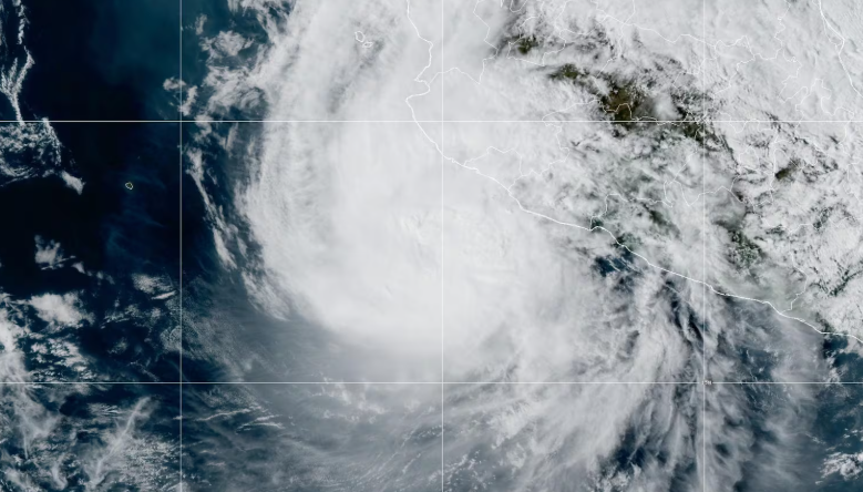 Hurricane Trudy strengthens to Category 2 as it nears Mexico’s coast